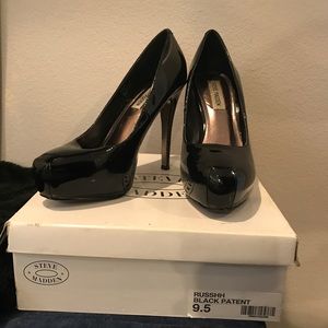 STEVE MADDEN HEELS RUSHH Size 9.5 like YSL